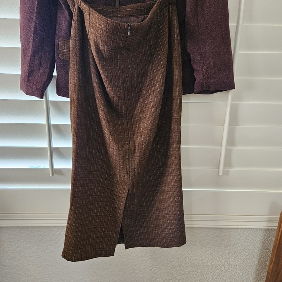 Vintage Women's Suit - Picture 6 of 6